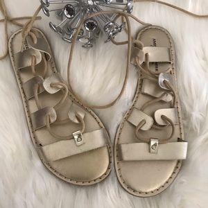 American Eagle 🦅 sandals